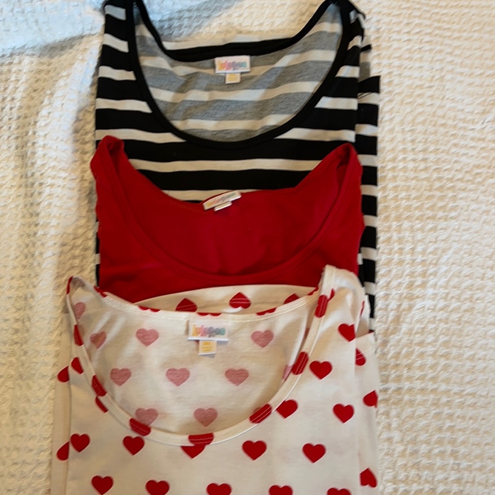 LulaRoe Perfect Tee’s